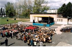 21 września 2002r. - uroczystość nadania szkole imienia Jana Pawła II.