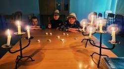 Wspólne czytanie "Dziadów" klas 7b i 7c