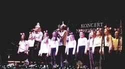 Koncert noworoczny w SP1 - występy artystycznie uczniów.