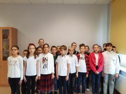 Szkoła do hymnu - kl. 5.