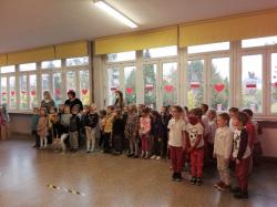 Akcja "Wszyscy w bieli i czerwieni" - klasy