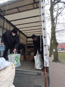 Zbiórka darów dla Ukrainy - nasi wolontariusze.