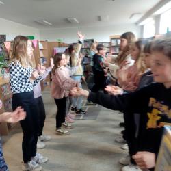 Teatr w bibliotece - klasa 3a