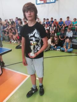 Uczniowie nagrodzeni w szkolnej lidzie tenisa stołowego