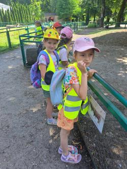 Fotorelacja z I turnusu półkolonii letnich w SP1 - stare zoo w Poznaniu.