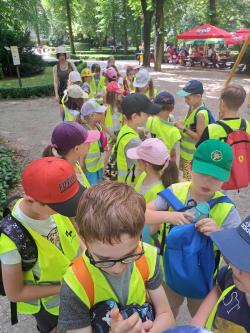 Fotorelacja z I turnusu półkolonii letnich w SP1 - stare zoo w Poznaniu.
