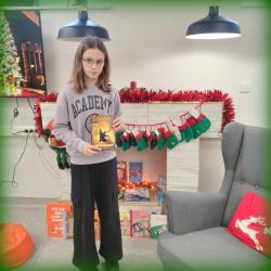 Biblioteczny kalendarz adwentowy - nagrodzeni uczniowie.