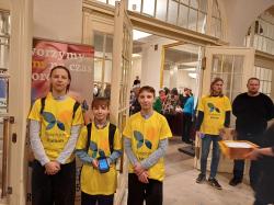 Wolontariusze podczas Koncertu dla Darczyńców i Dobrodziei Hospicjum Palium