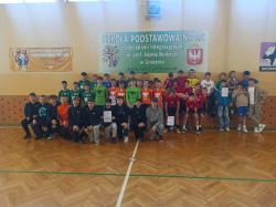 Drużyny biorące udział w turnieju.
