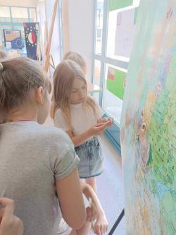 20 lat Polski w Unii Europejskiej - uczniowie SP1 podczas specjalnych zajęć edukacyjnych.