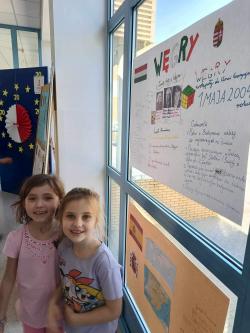 20 lat Polski w Unii Europejskiej - uczniowie SP1 podczas specjalnych zajęć edukacyjnych.